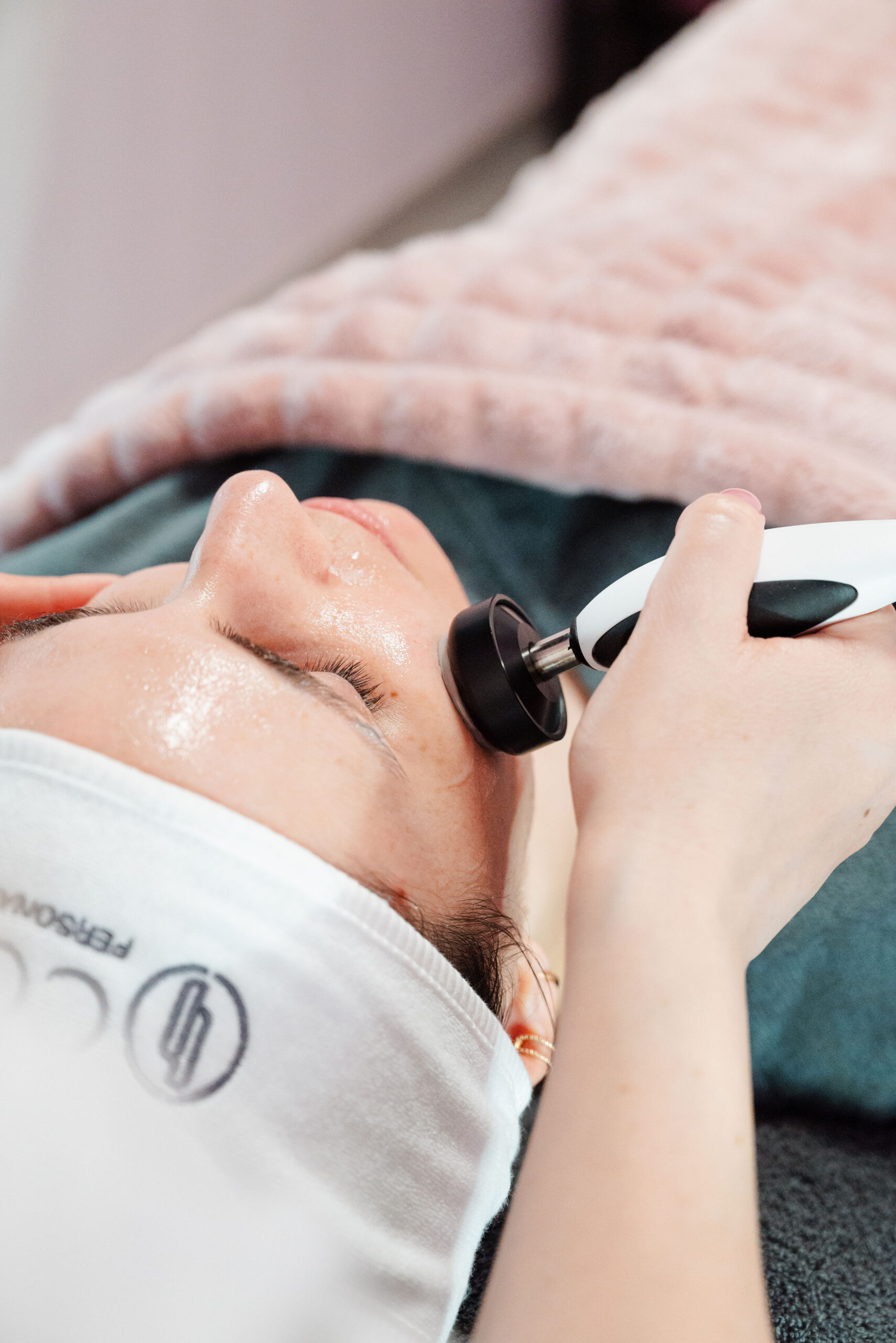 gelaatsverzorging schoonheidssalon geel bell'apparenza